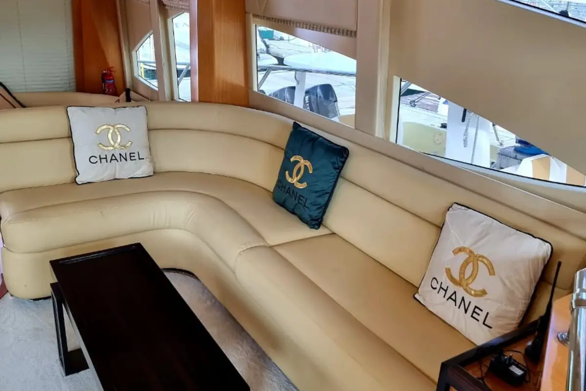 56 Ft Luxury Majesty — photo 2