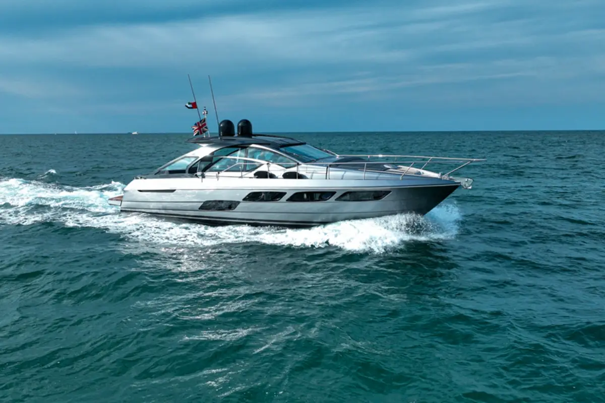 Pershing 5x Shark Yacht Grey — photo 2