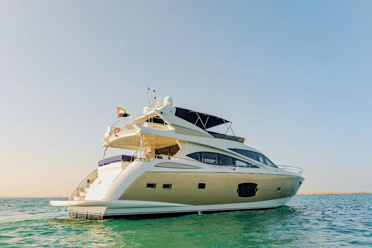 76 Ft Astra Luxury Yacht — photo 6