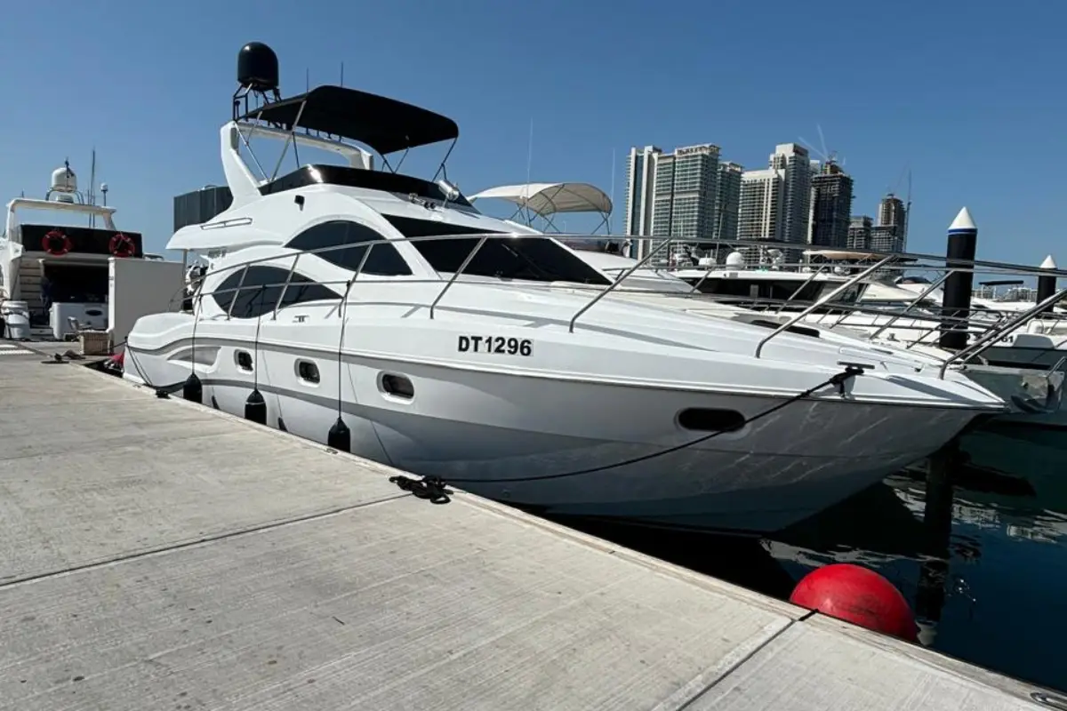 50 Ft Majesty Yacht — photo 7