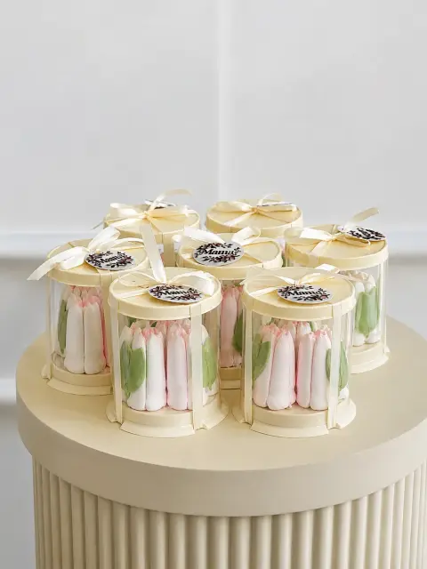 Cake design