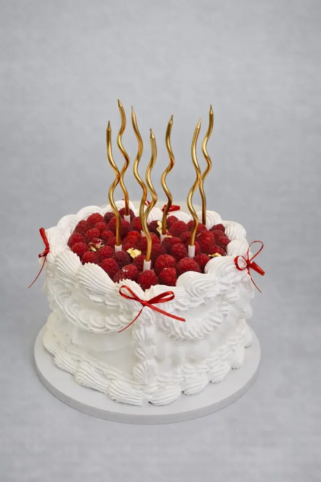Signature Cakes